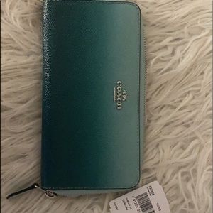 Brand new RARE Michael Kors blue teal leather ombré wallet never used